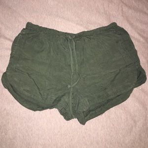 NWT BRANDY MELVILLE shorts